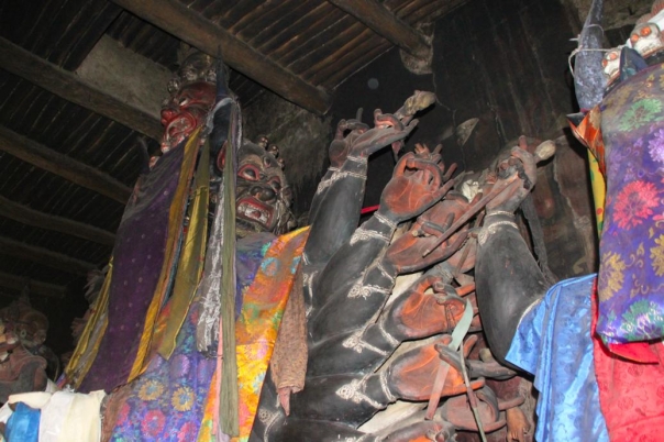 レー　ラダック　ティクセ