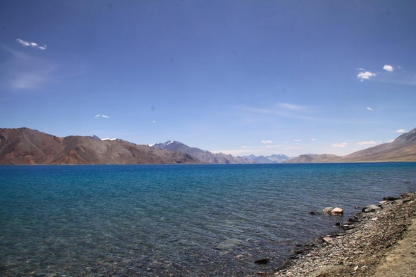 レー　パンゴンレイク　ラダック