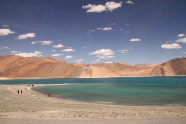 レー　パンゴンレイク　ラダック