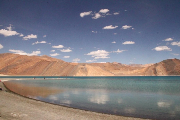 レー　パンゴンレイク　ラダック