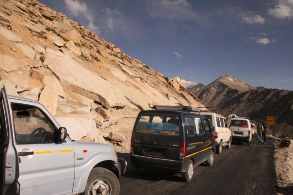 レー　パンゴンレイク　ラダック