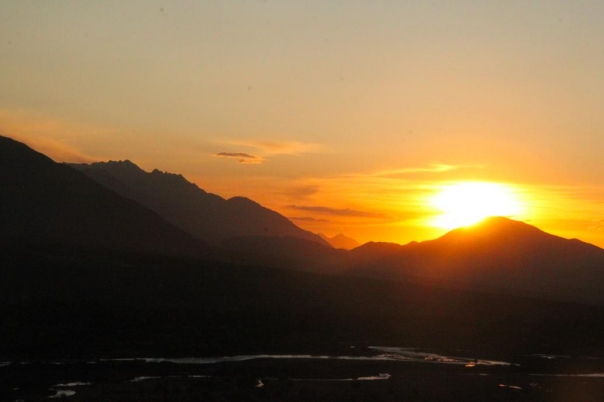 レー　バイク　ラダック