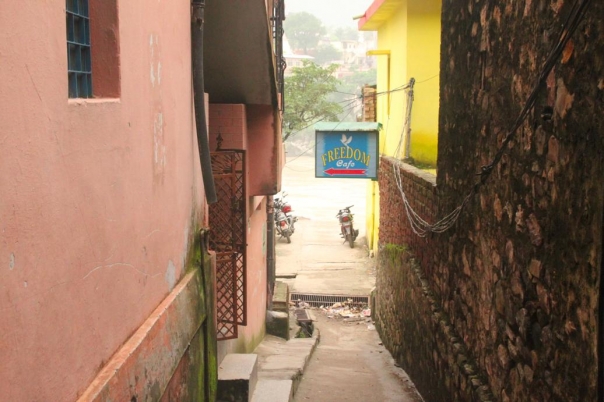 ヨガ　リシュケシュ　インド